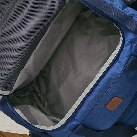 Lands' End Small All Purpose Travel Duffle Bag - Picture 11 of 12